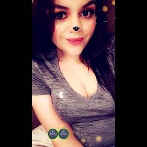 Meet your Posher, Yolanda